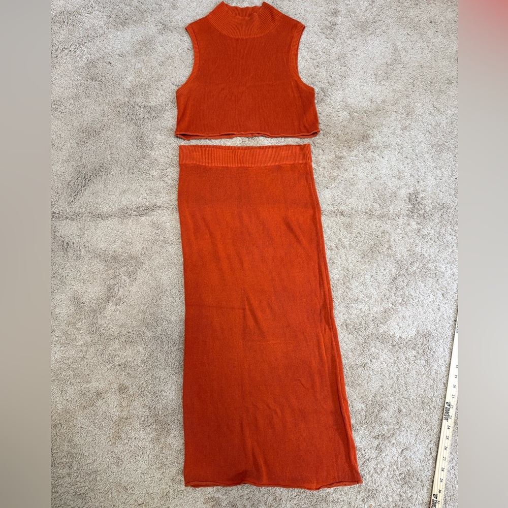 Free people beach knit set
cropped top and skirt 
Size M